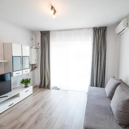 Modern Chic - Near Iulius Mall Apartmán